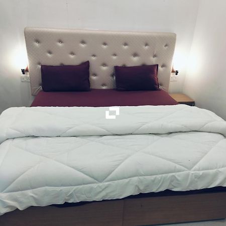 Khajuraho Hostel Экстерьер фото
